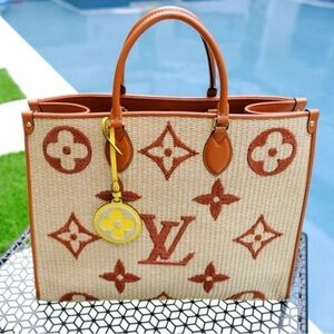 Louis Vuitton On-the-go Raffia and Lambskin